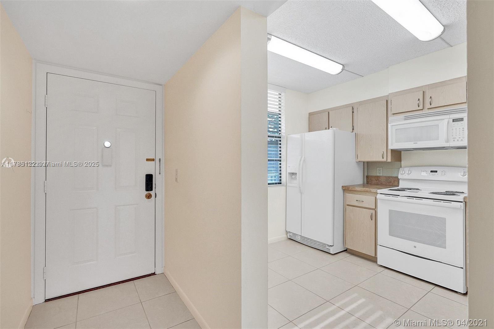 1715 Whitehall Dr 202 Property Photo 7