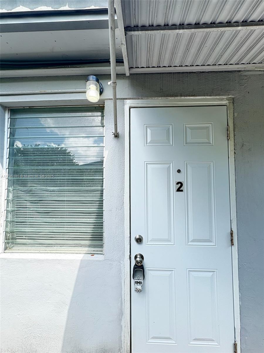 1919 Thomas St 2 Property Photo