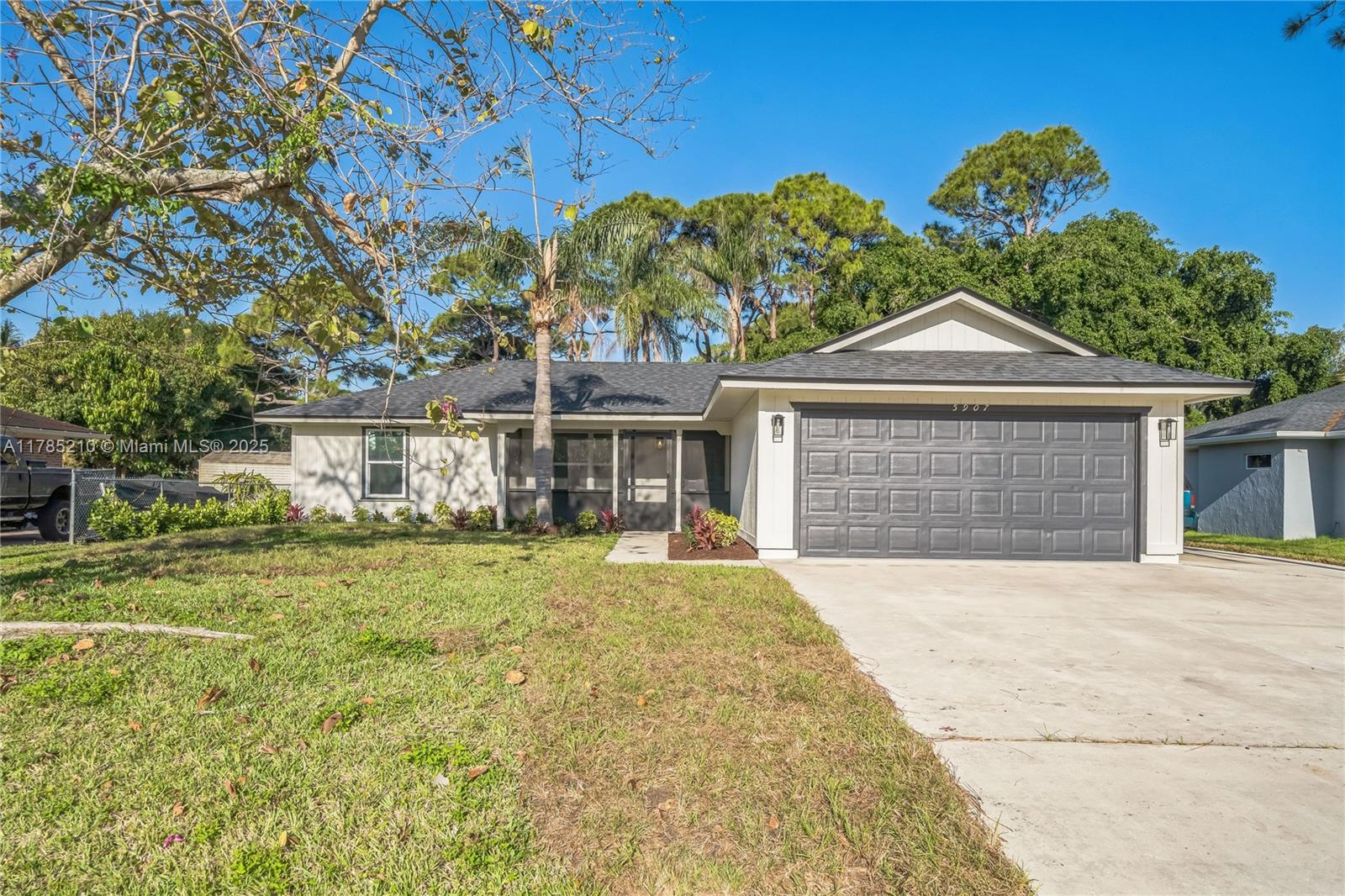 A11785210 Property Photo