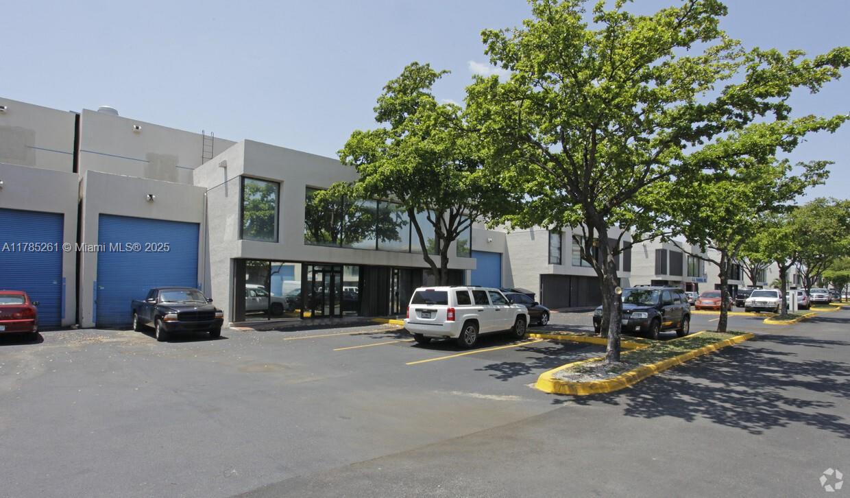 A11785261 Property Photo