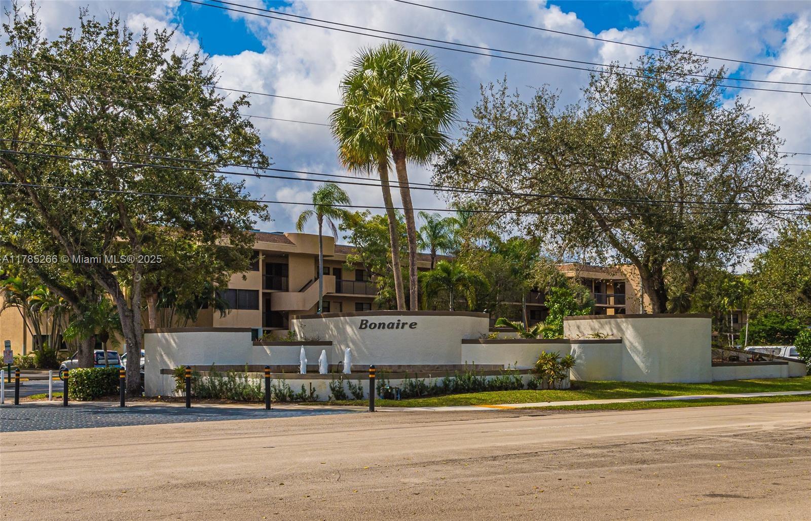 Parkway Middle Real Estate Listings Main Image