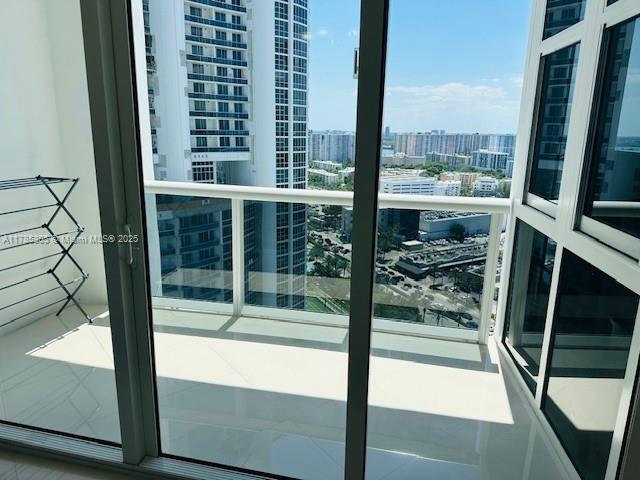 18201 Collins Ave 3407 Property Photo 21