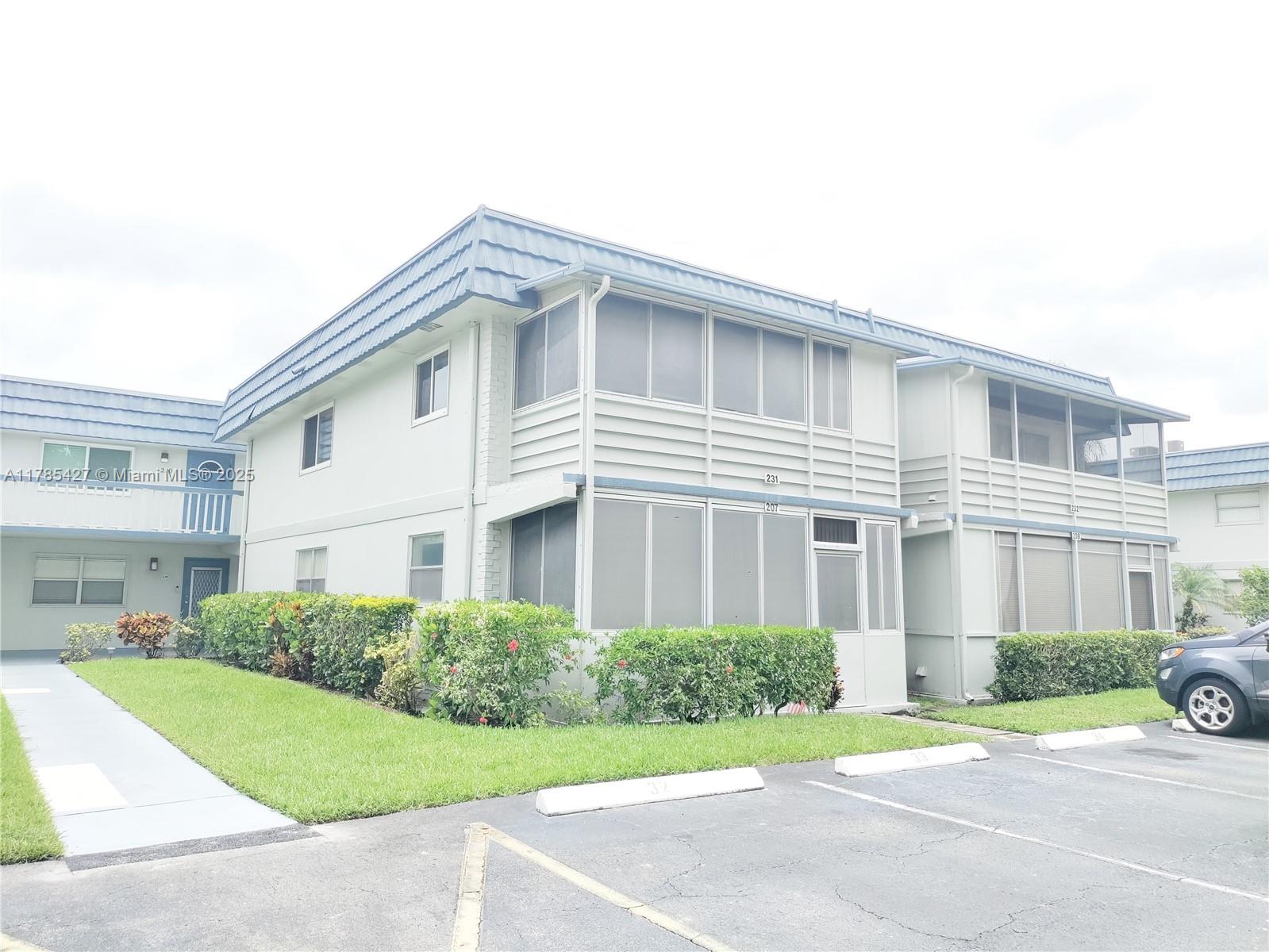 207 Tuscany D 207 Property Photo 2