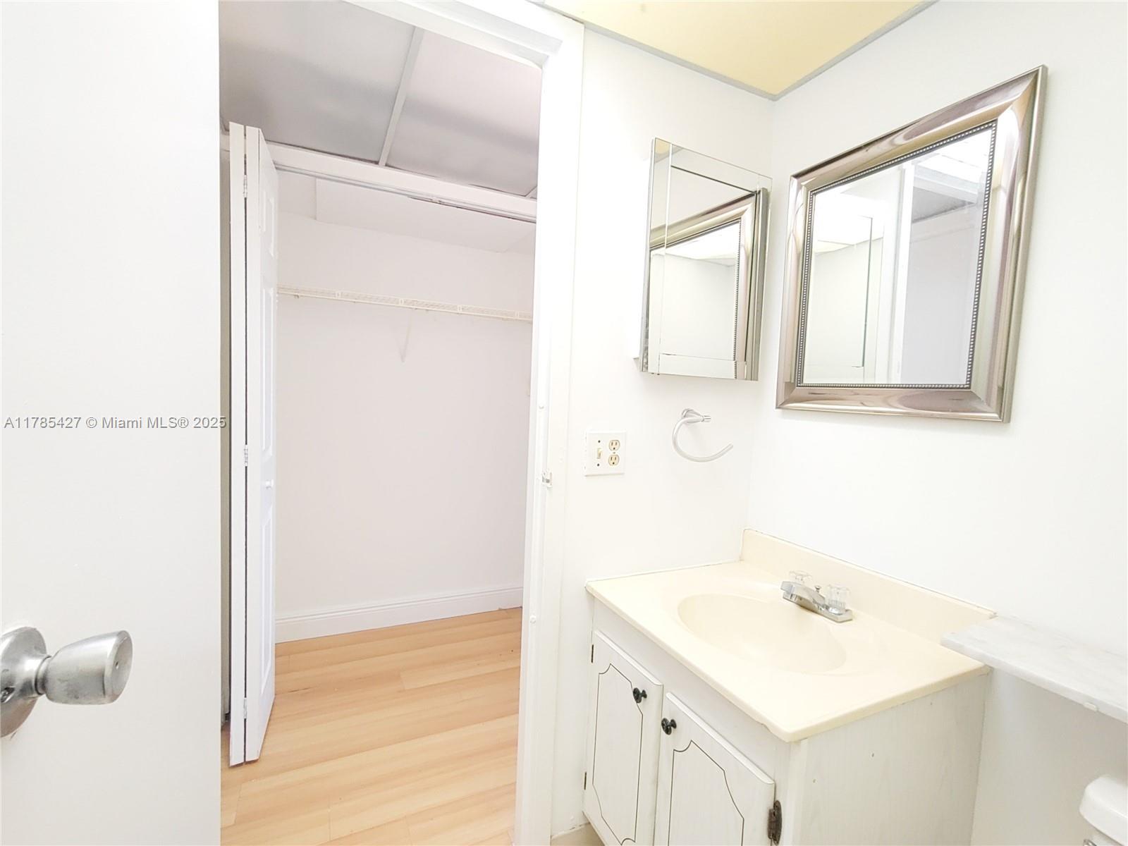 207 Tuscany D 207 Property Photo 12