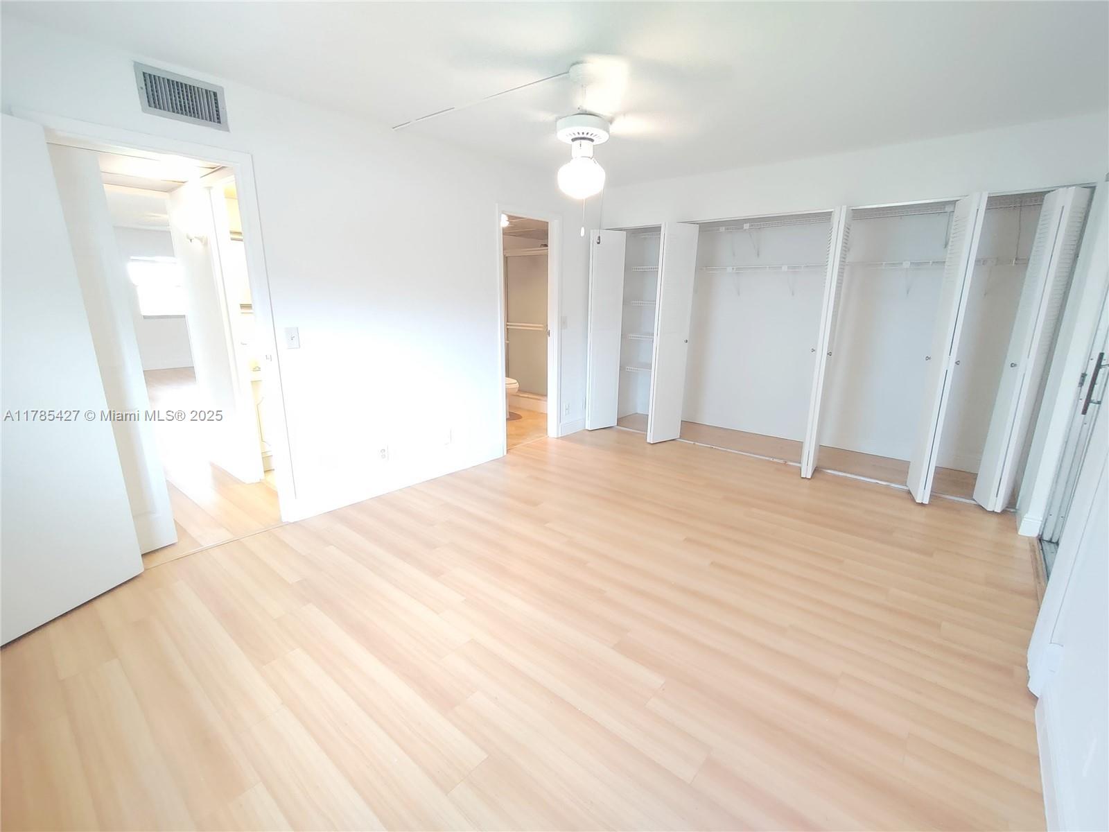 207 Tuscany D 207 Property Photo 17