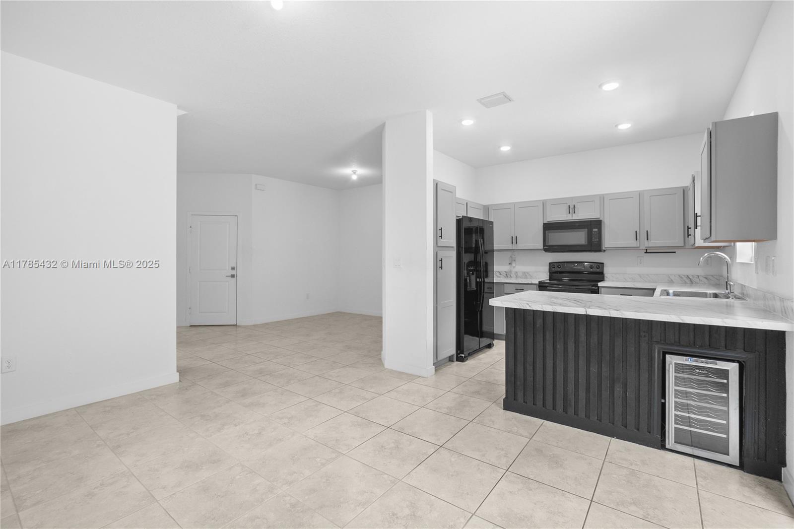 1417 Nw 208th Ter 1417 Property Photo 14