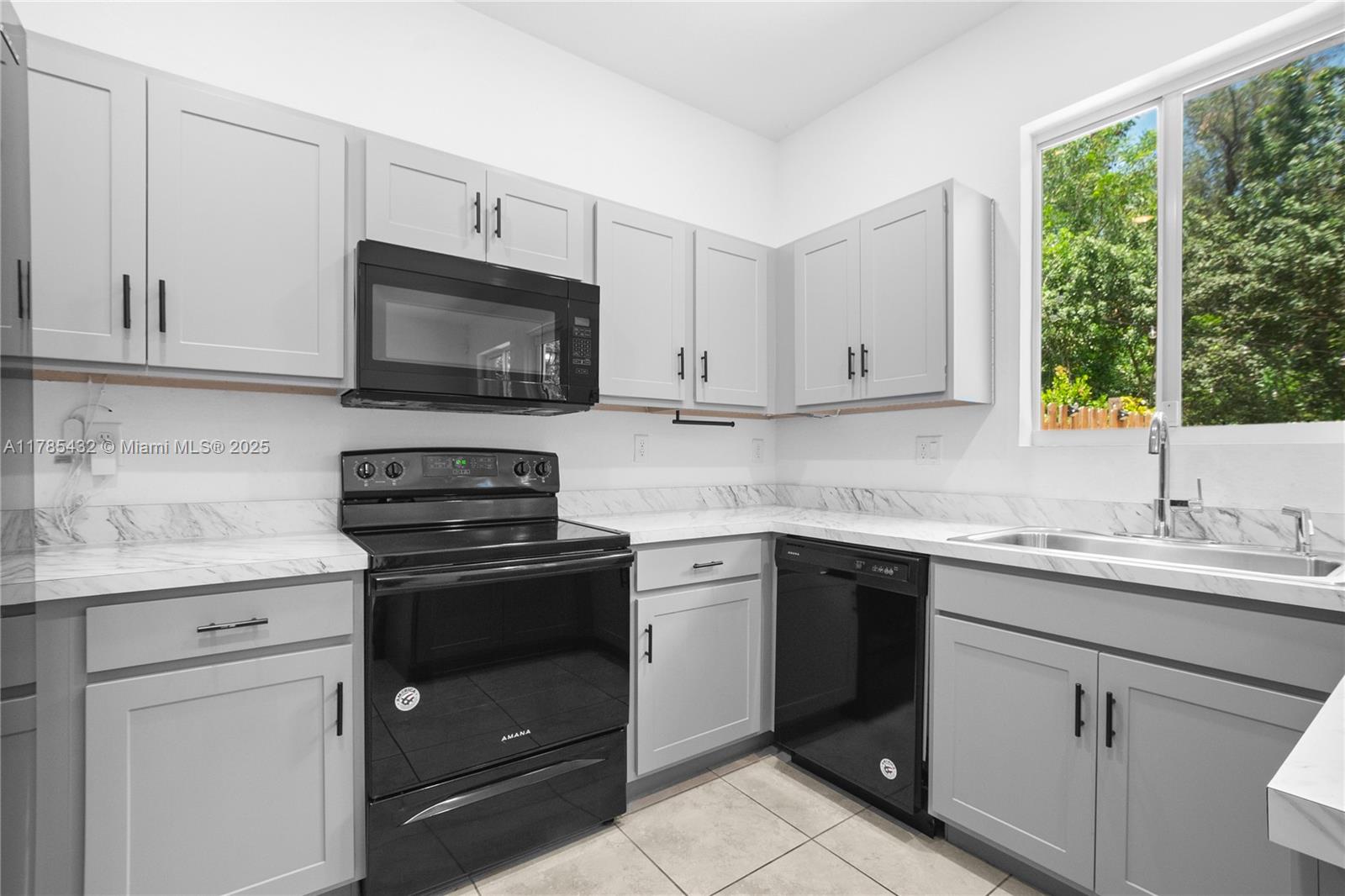 1417 Nw 208th Ter 1417 Property Photo 15