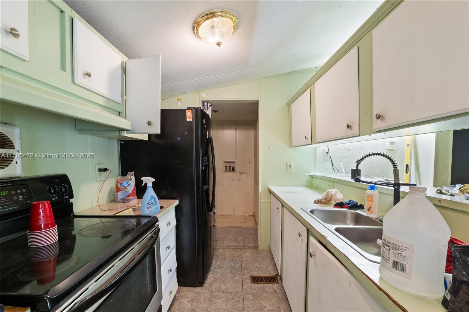 36349 5 Acre Ln Property Photo 4