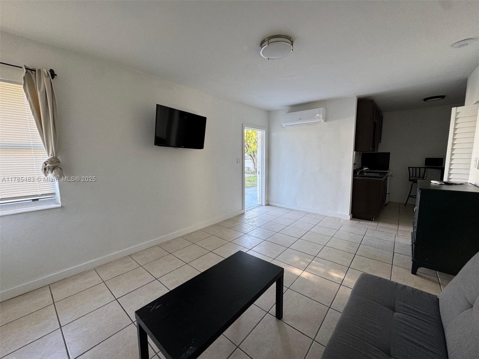 1840 Fillmore St 1 Property Photo 1