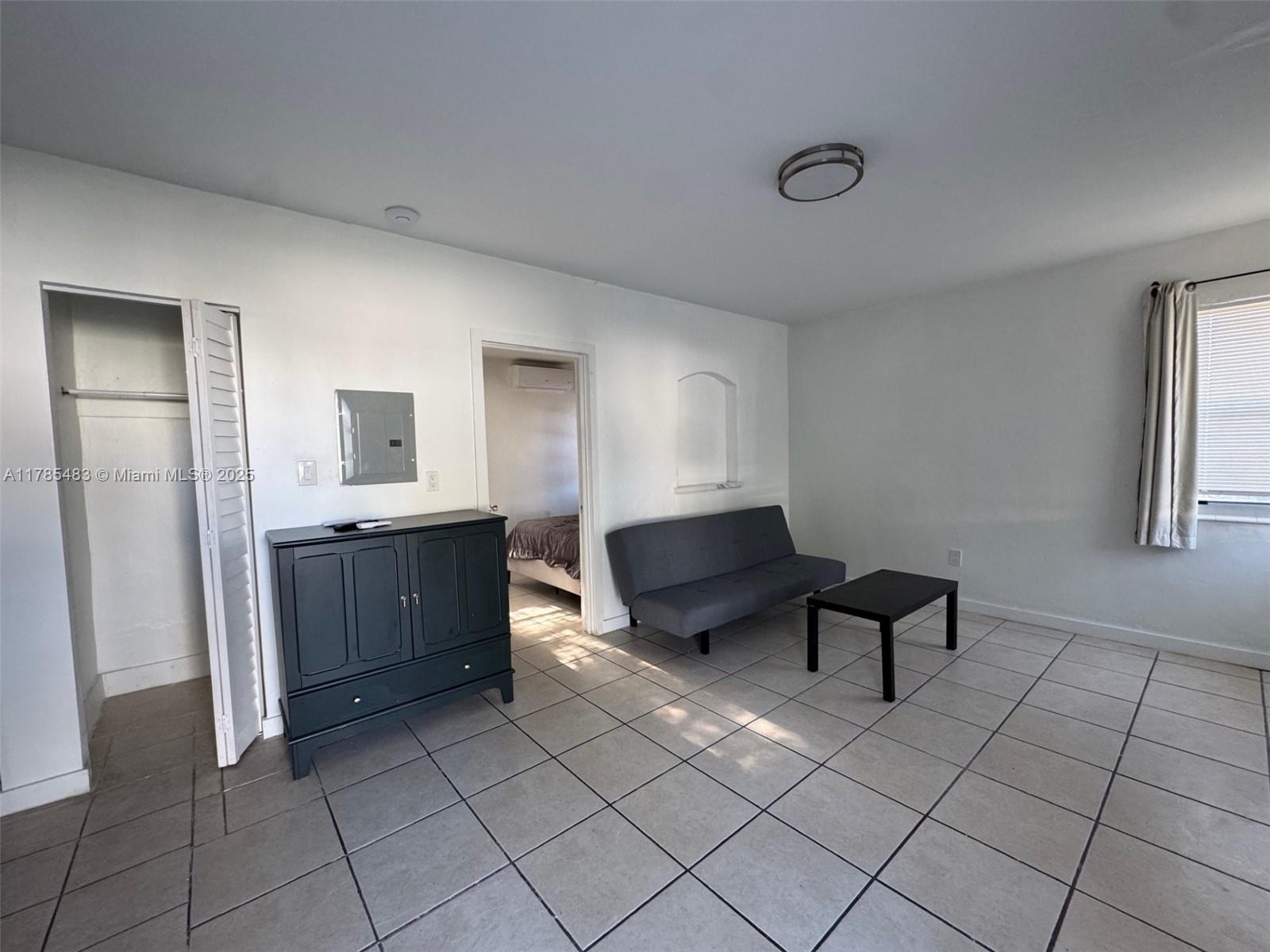 1840 Fillmore St 1 Property Photo 2