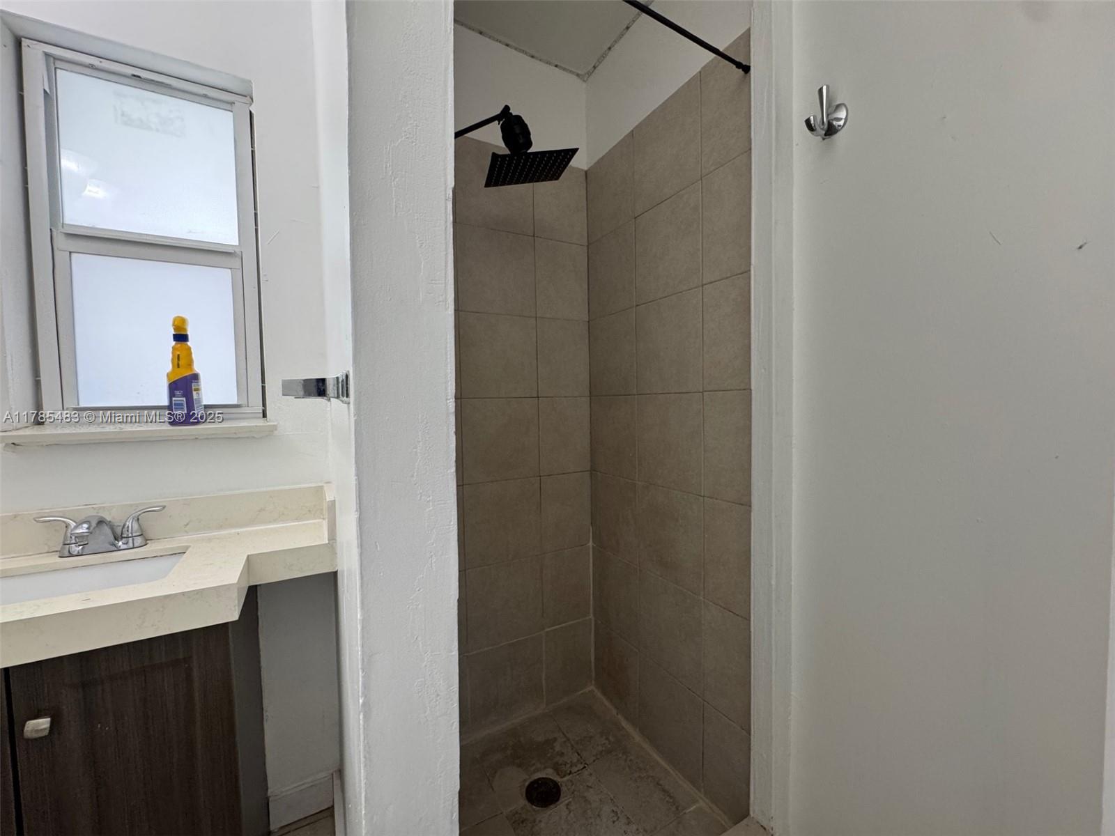 1840 Fillmore St 1 Property Photo 10