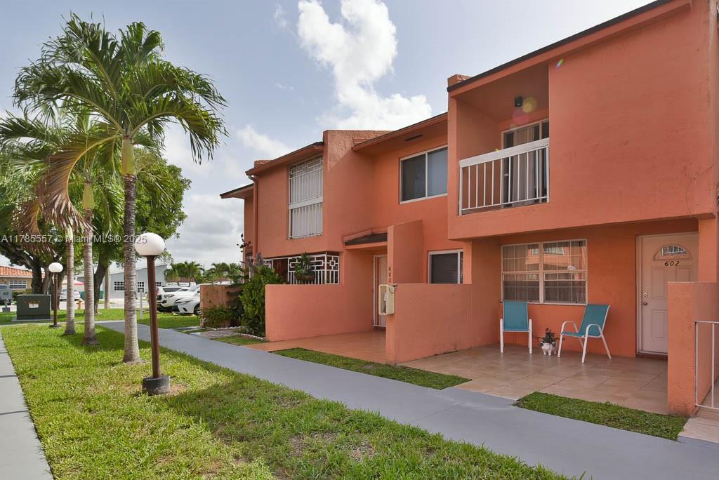 Sweetwater Real Estate Listings Main Image