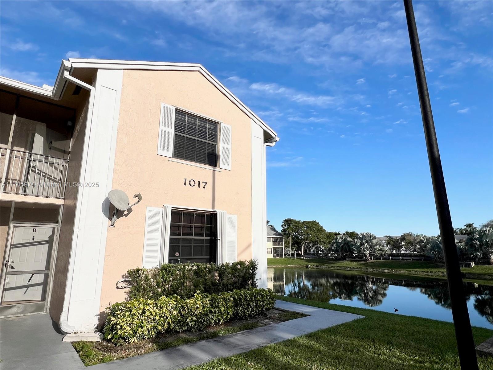 1017 Washington Cir 1017A
