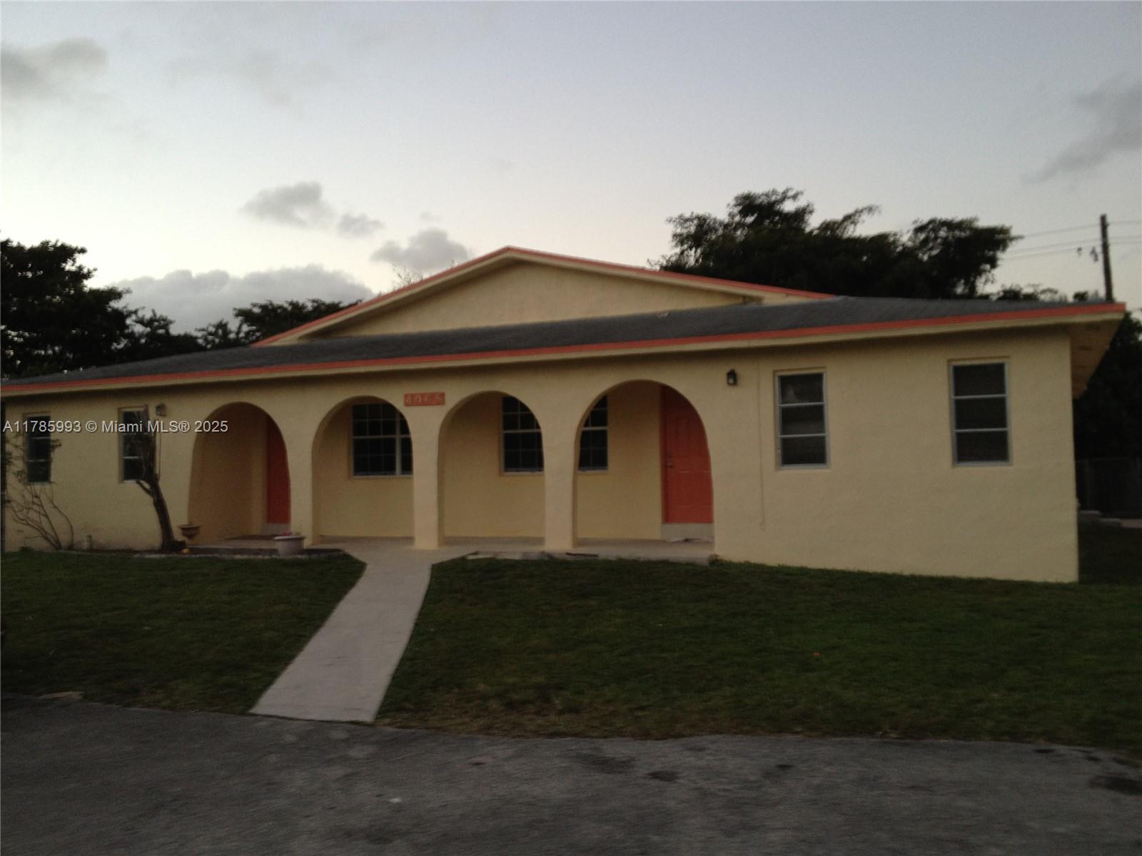 A11785993 Property Photo