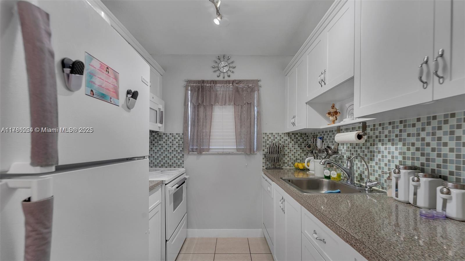 3265 Griffin Rd 106 Property Photo