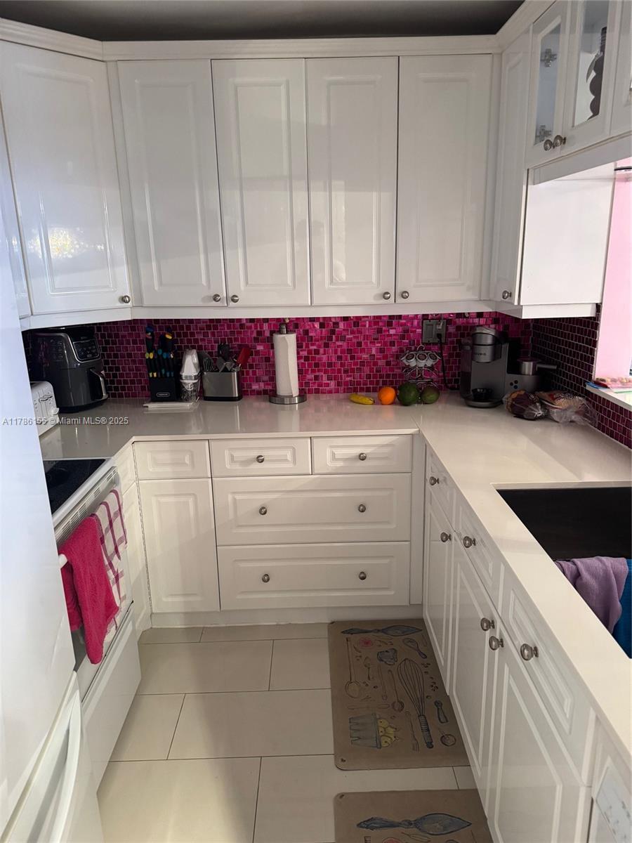 5621 SW 2nd Ct 116 Property Photo 1