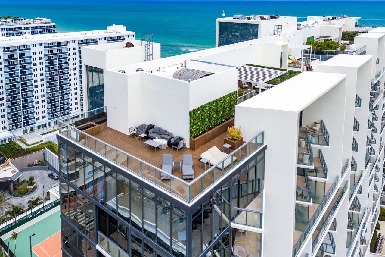 2201 Collins Ave Condo Real Estate Listings Main Image