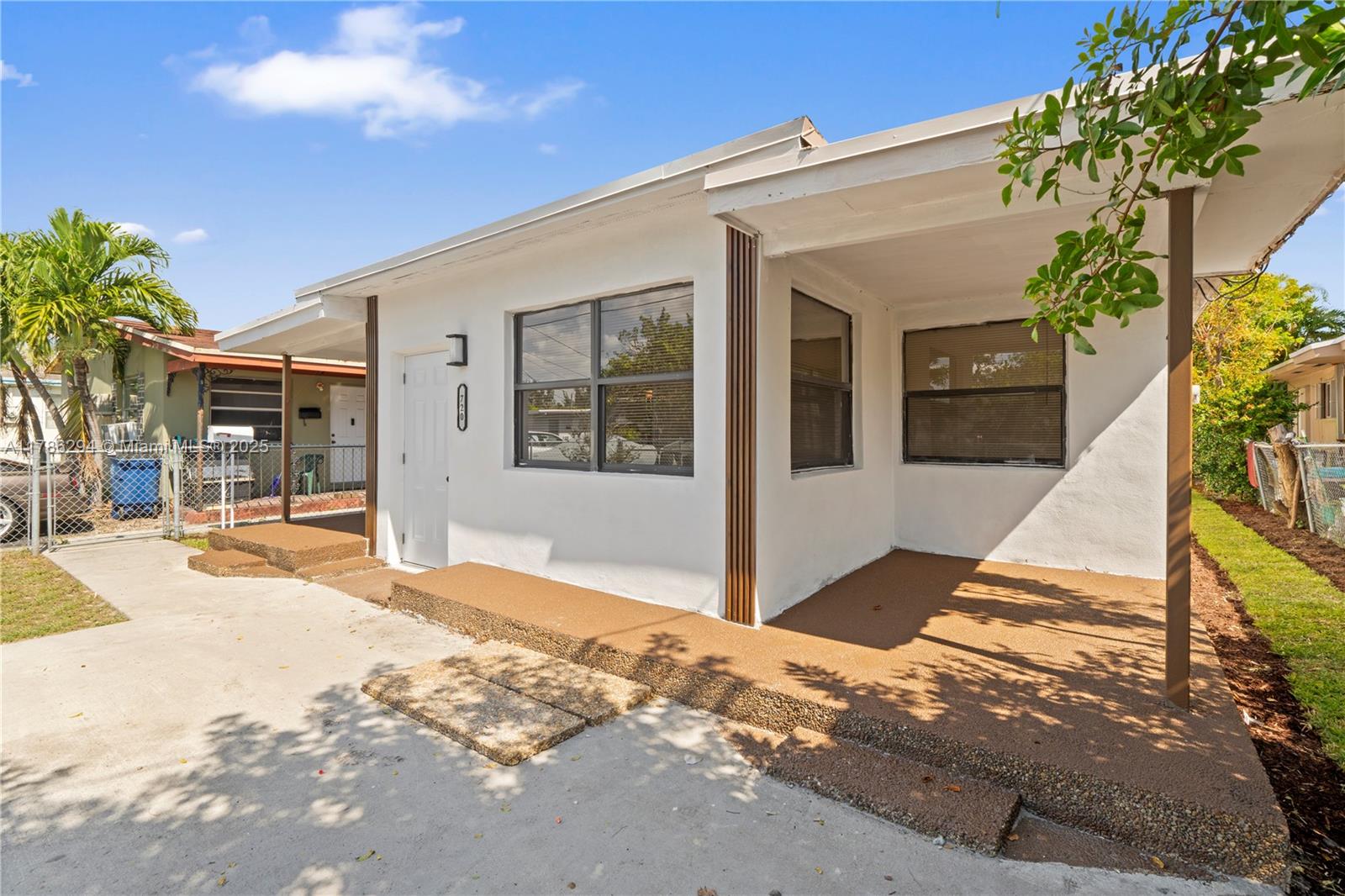 720 Nw 6th St Property Photo