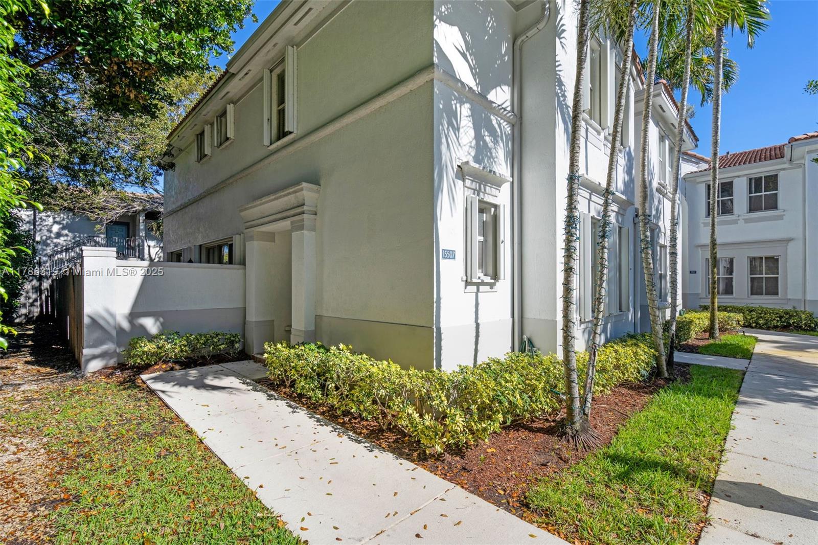 A11786319 Property Photo