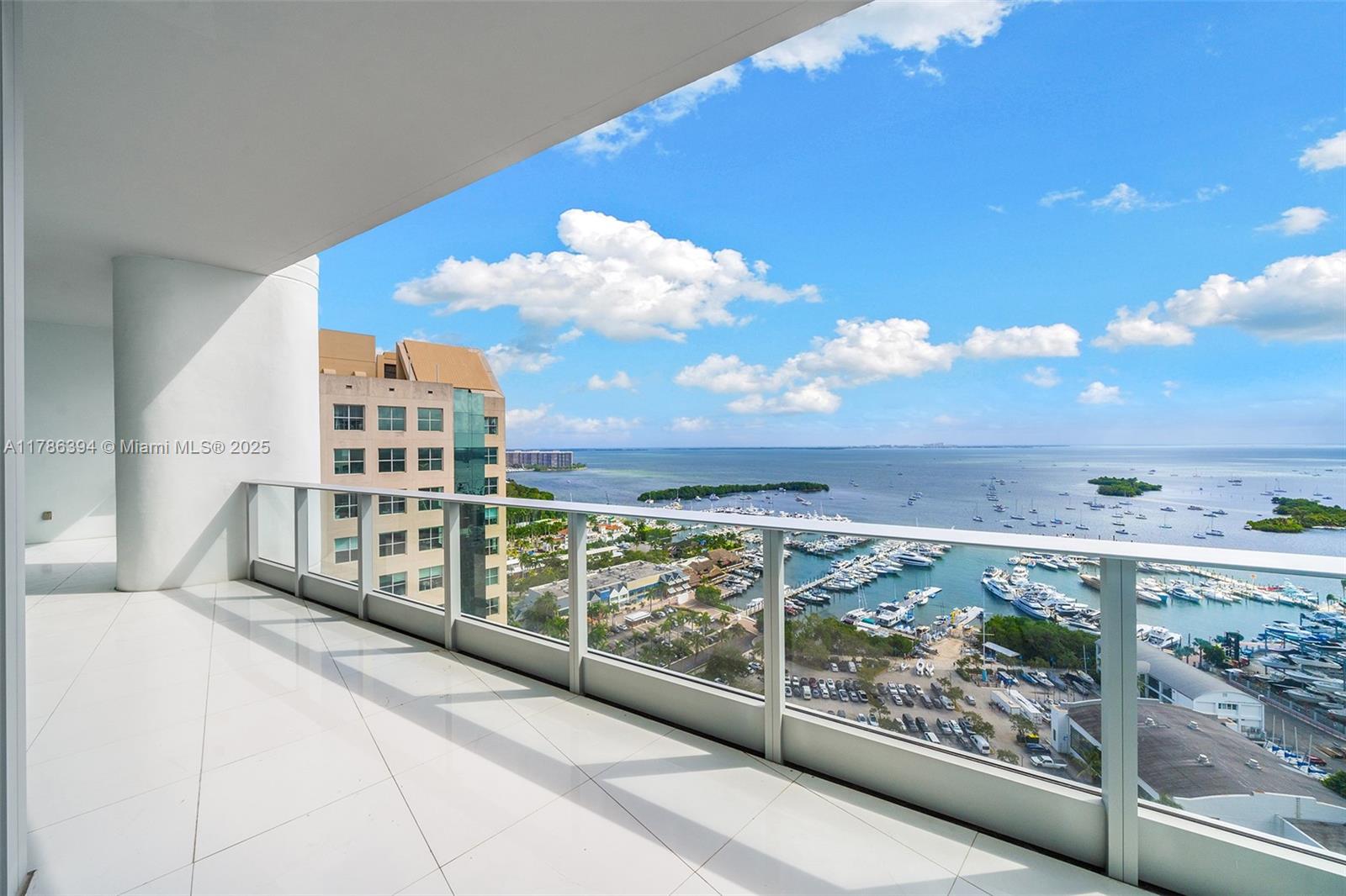 2627 S Bayshore Dr 2605 Property Photo