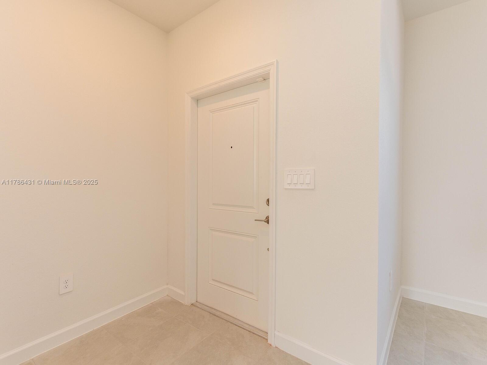 11820 Sw 247th Ter Property Photo 10