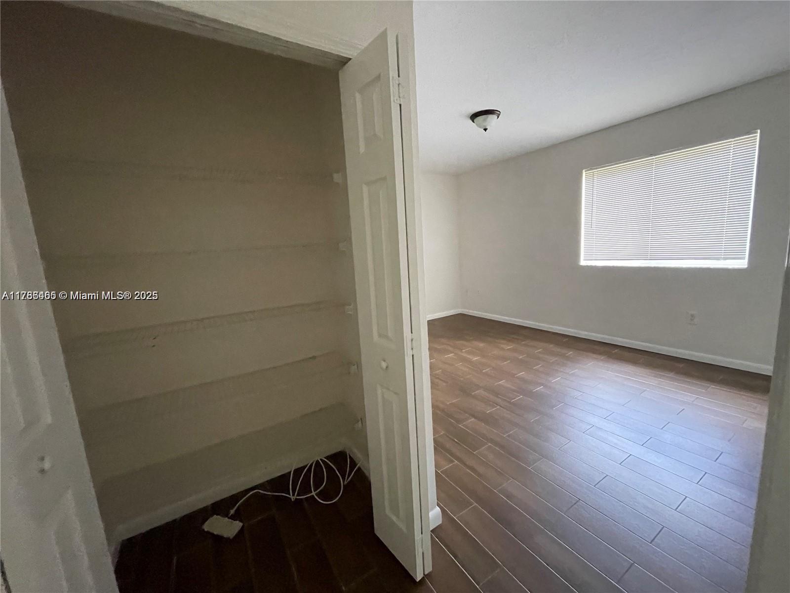 948 Sw 6th Ct Property Photo 14