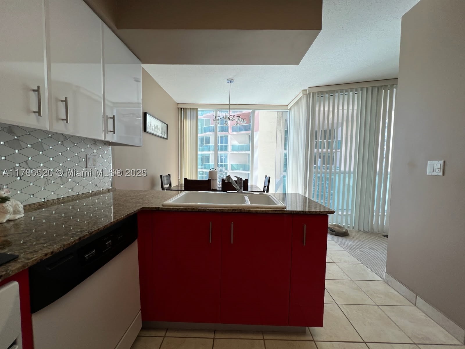 3370 Hidden Bay Dr 610 Property Photo 10