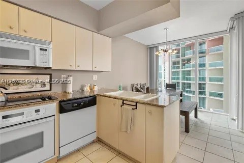 3370 Hidden Bay Dr 610 Property Photo 19