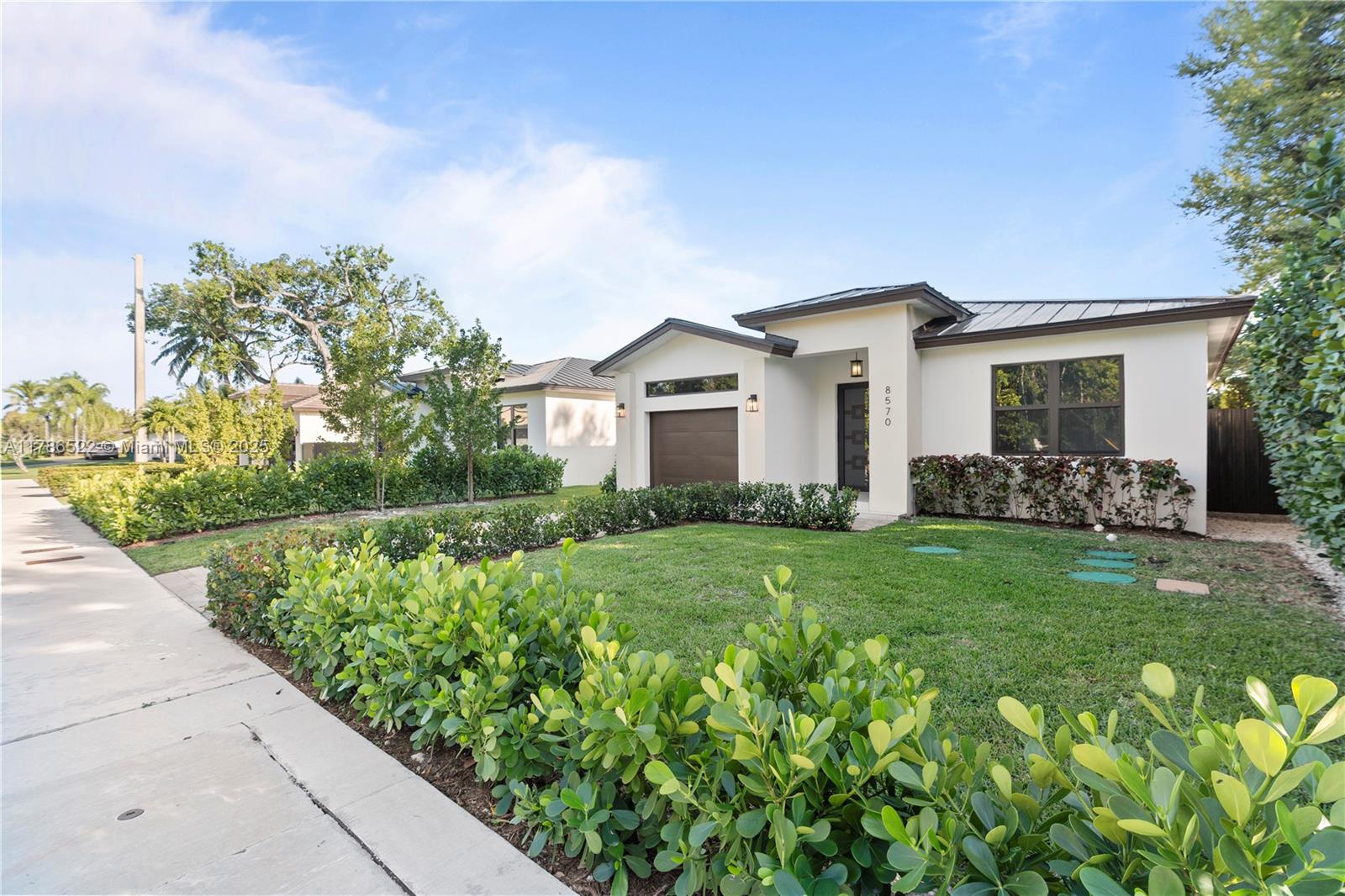 8550 Sw 198th St Property Photo