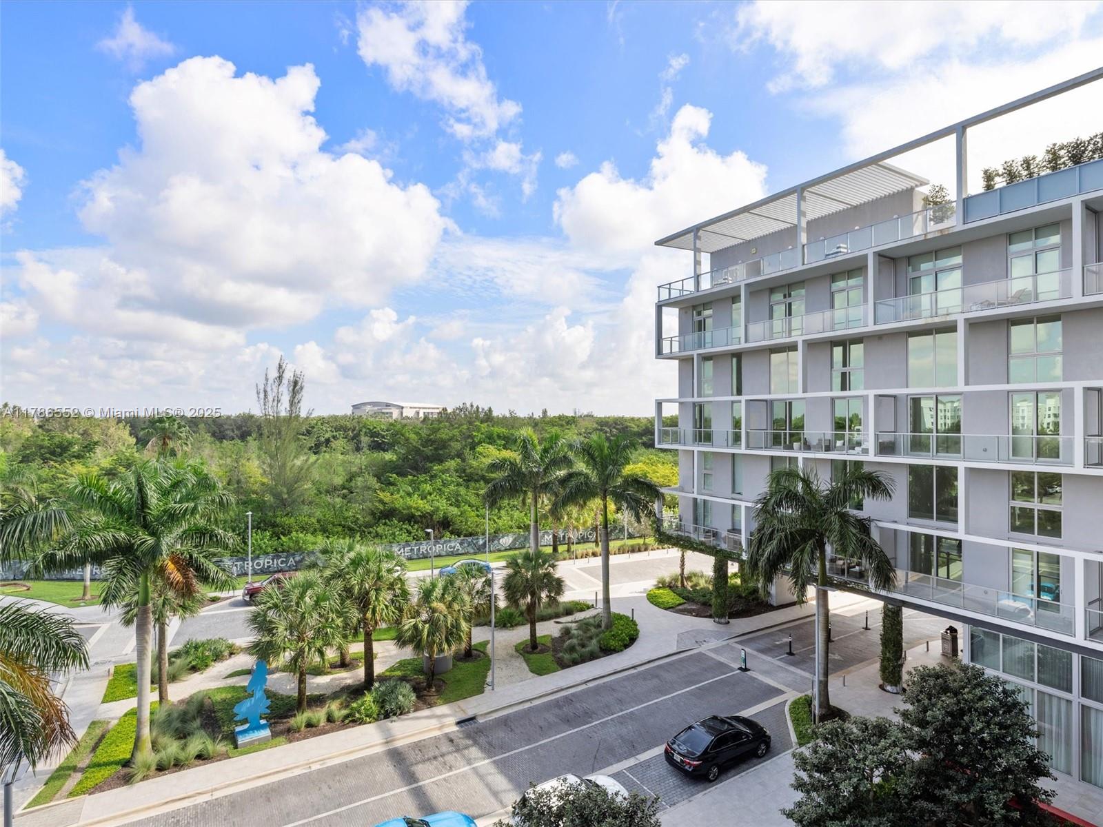 2000 Metropica Way 502 Property Photo