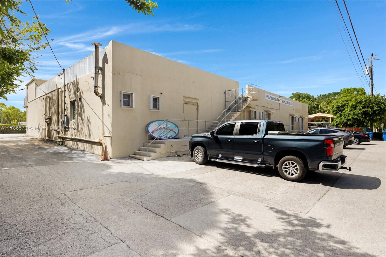 89015 Overseas Hwy 5 Property Photo 5