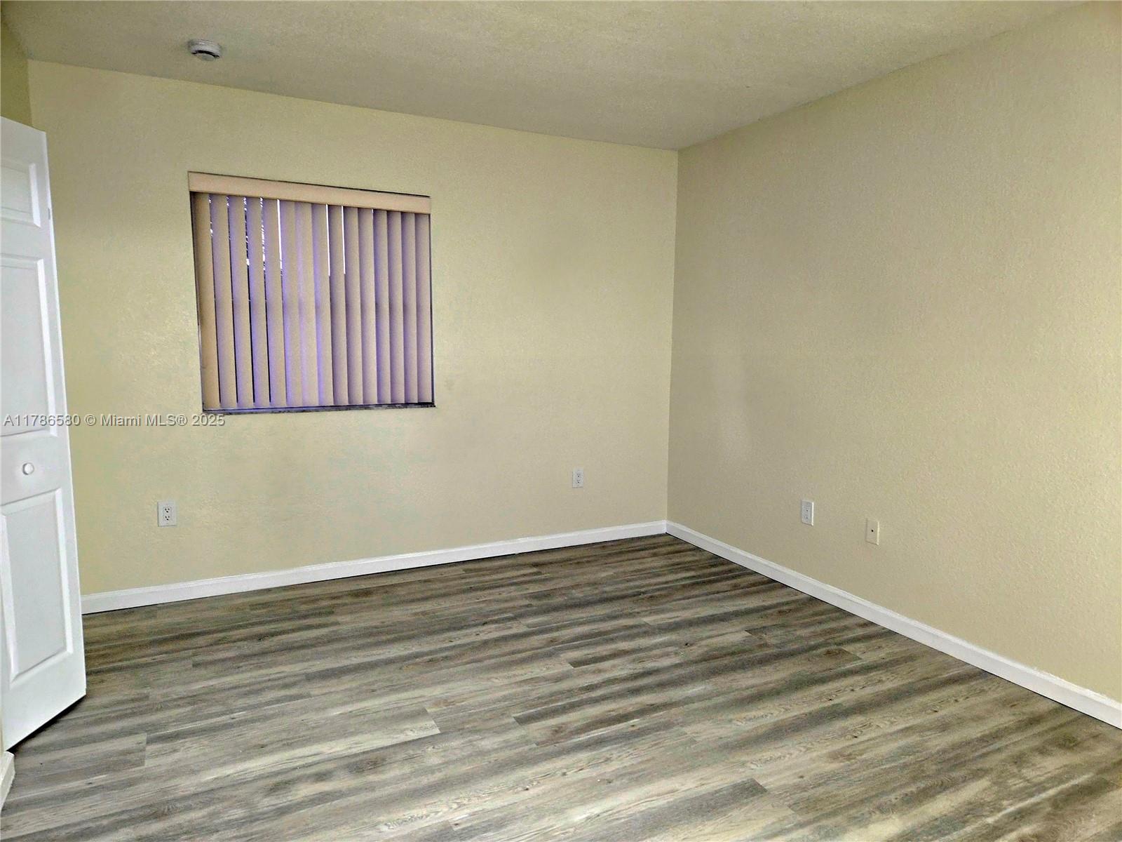 17331 Nw 7 Av 107 Property Photo