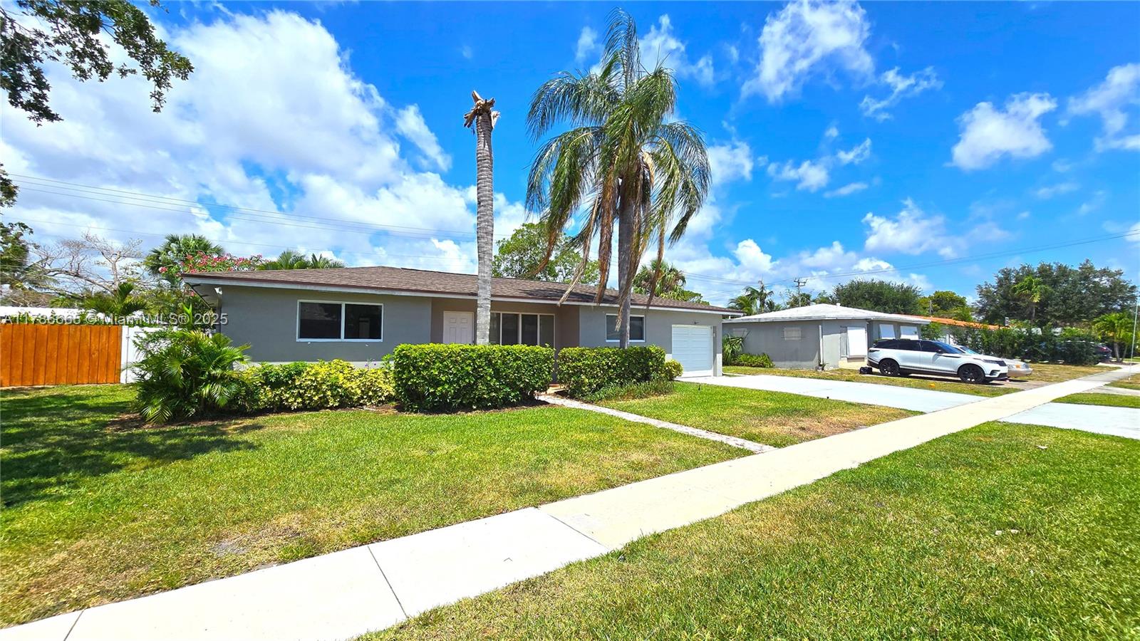 909 Sw 9th Ave Property Photo