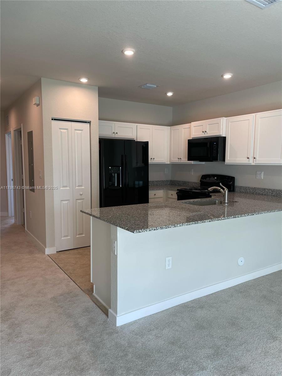 A11786743 Property Photo 1