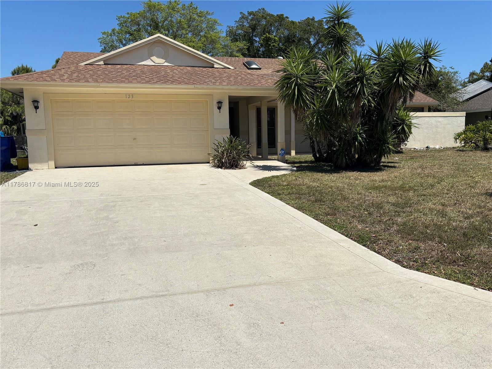 123 Sandpiper Ave Property Photo