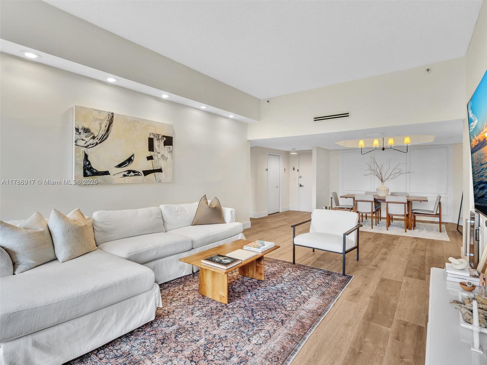 20191 E Country Club Dr 311 Property Photo
