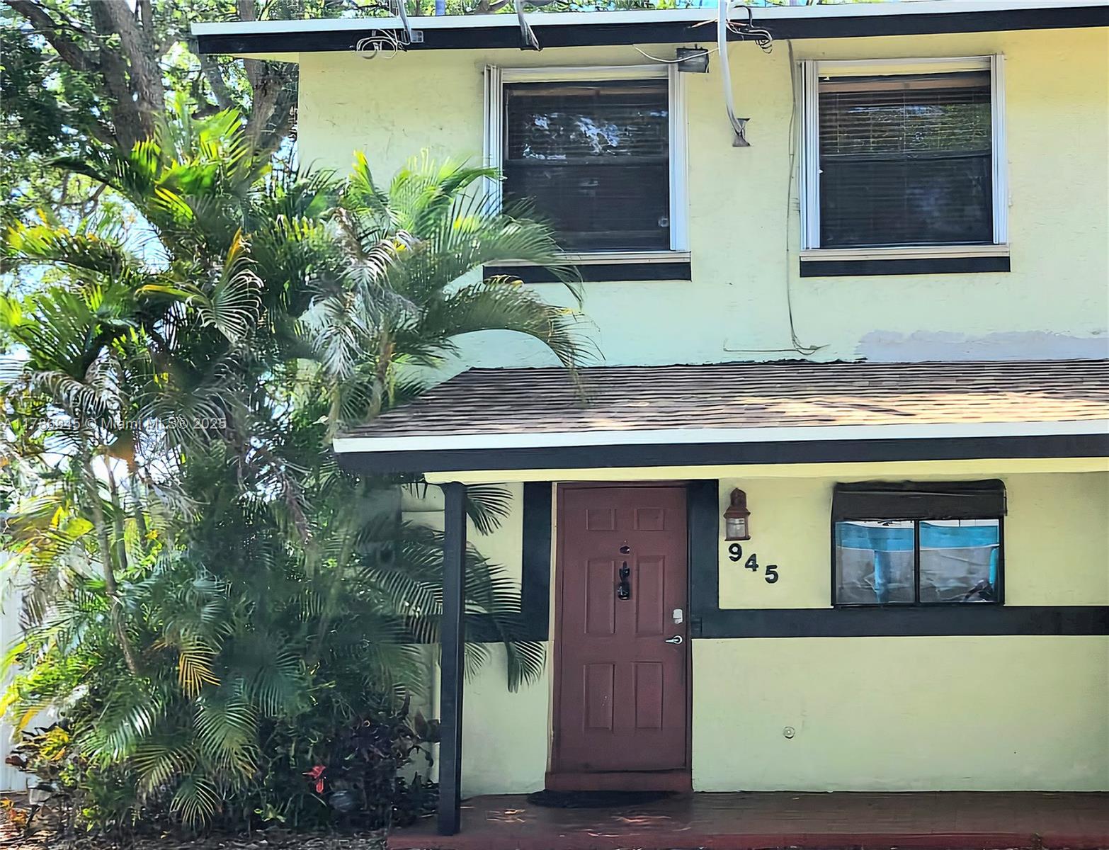 945 Sw 8th St 1 Property Photo
