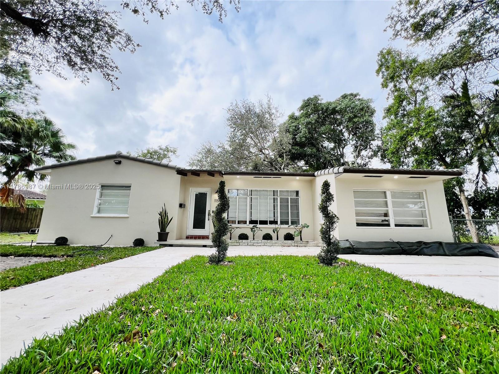 Biscayne Park Real Estate Listings Main Image