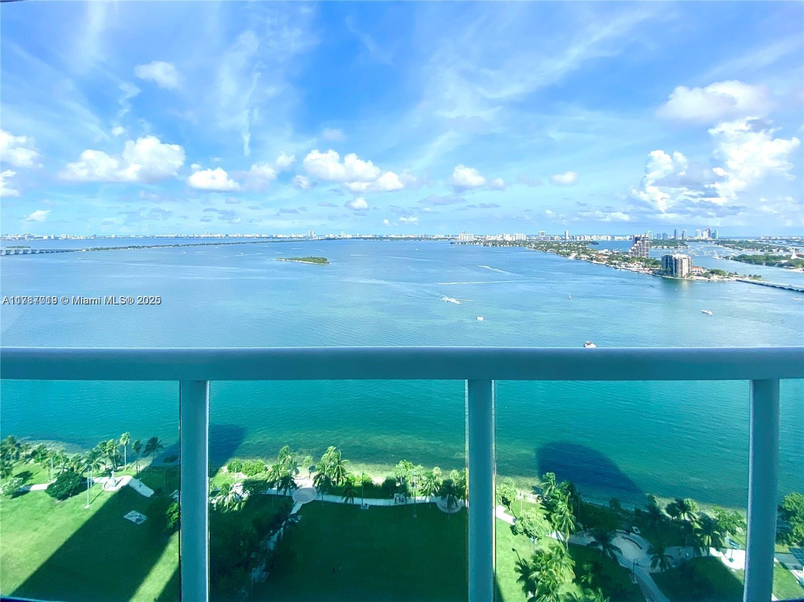 1800 N Bayshore Dr 2903 Property Photo