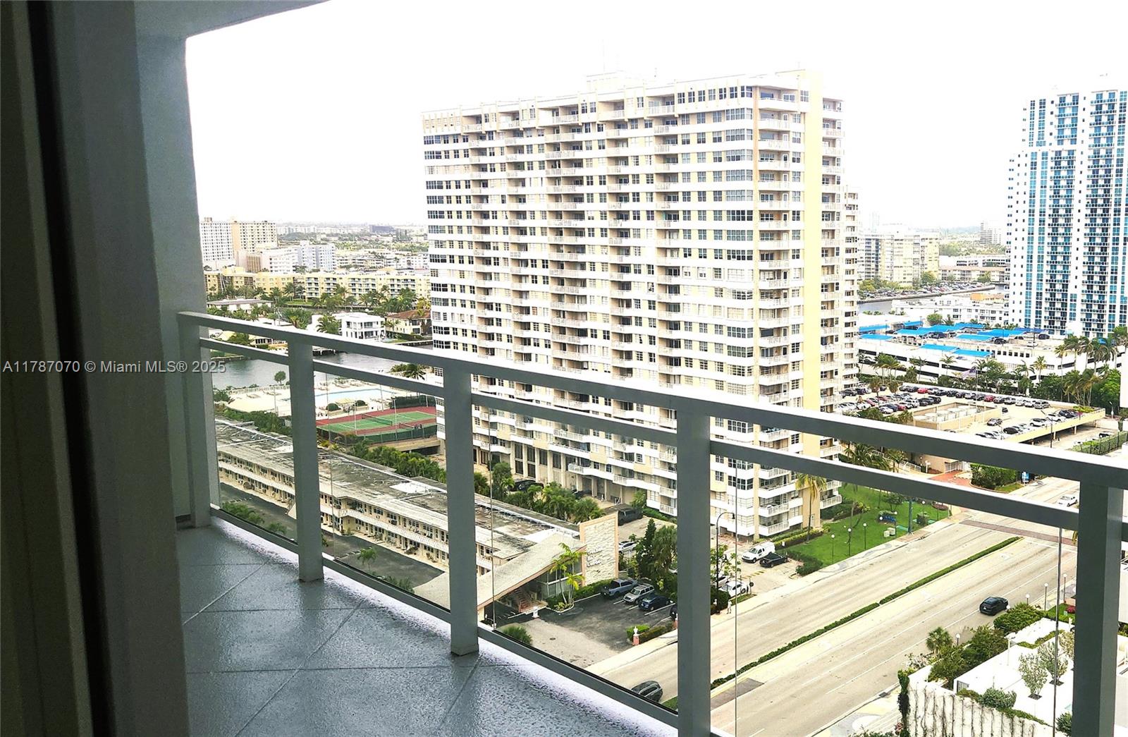 2030 S Ocean Dr 1704 Property Photo