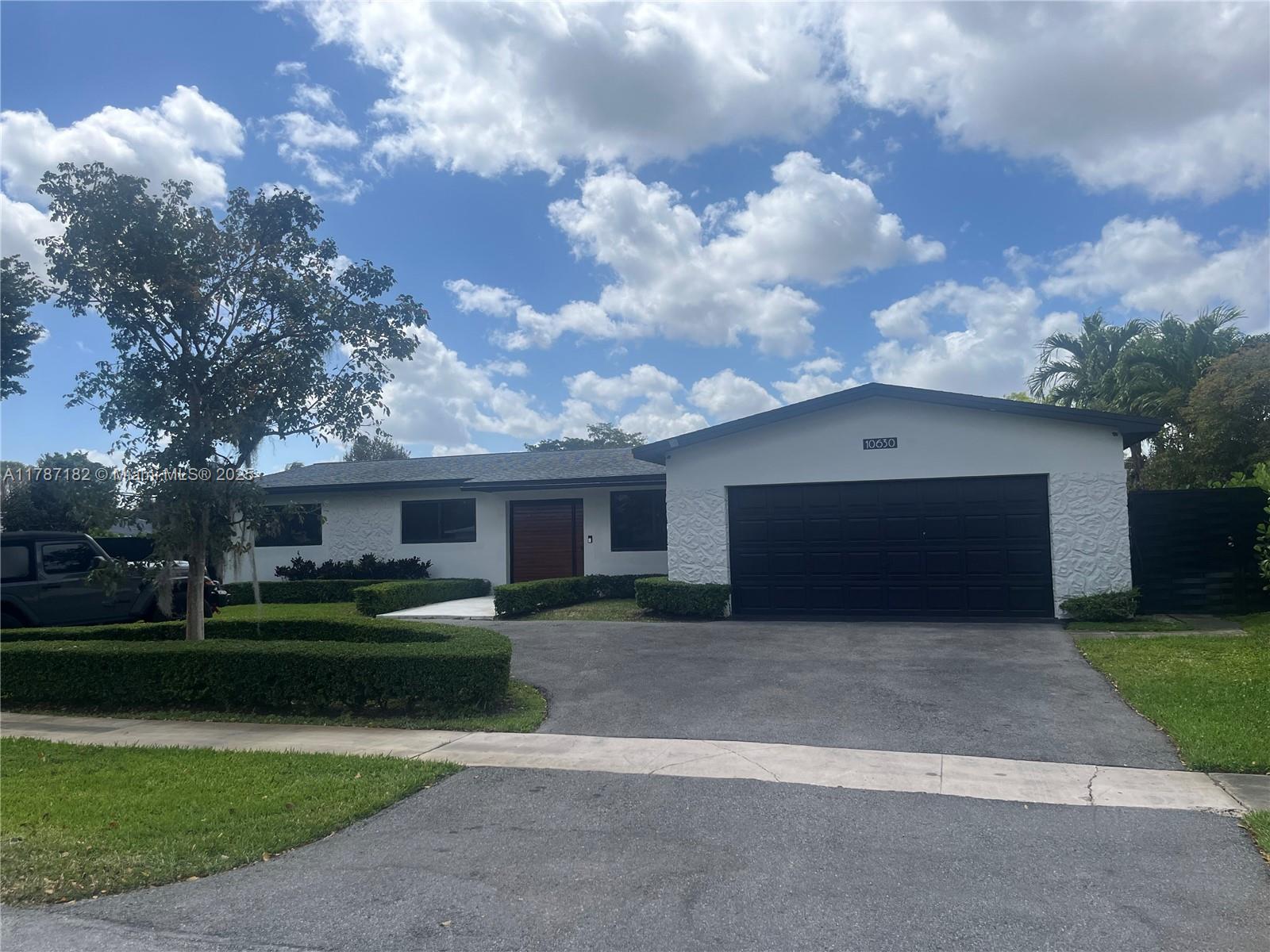 10630 Nw 19th Pl Property Photo