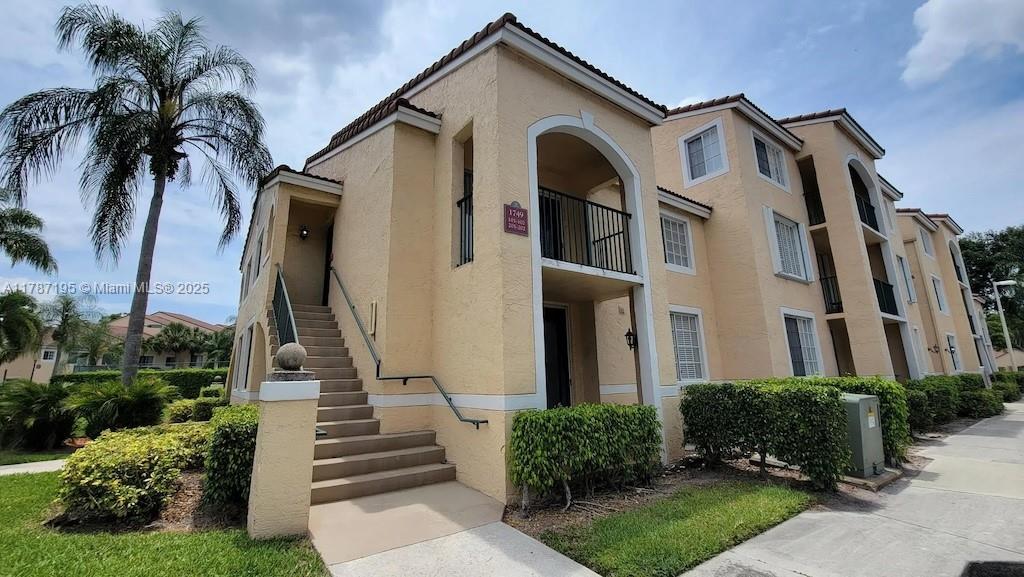 1749 Village Blvd 101 Property Photo