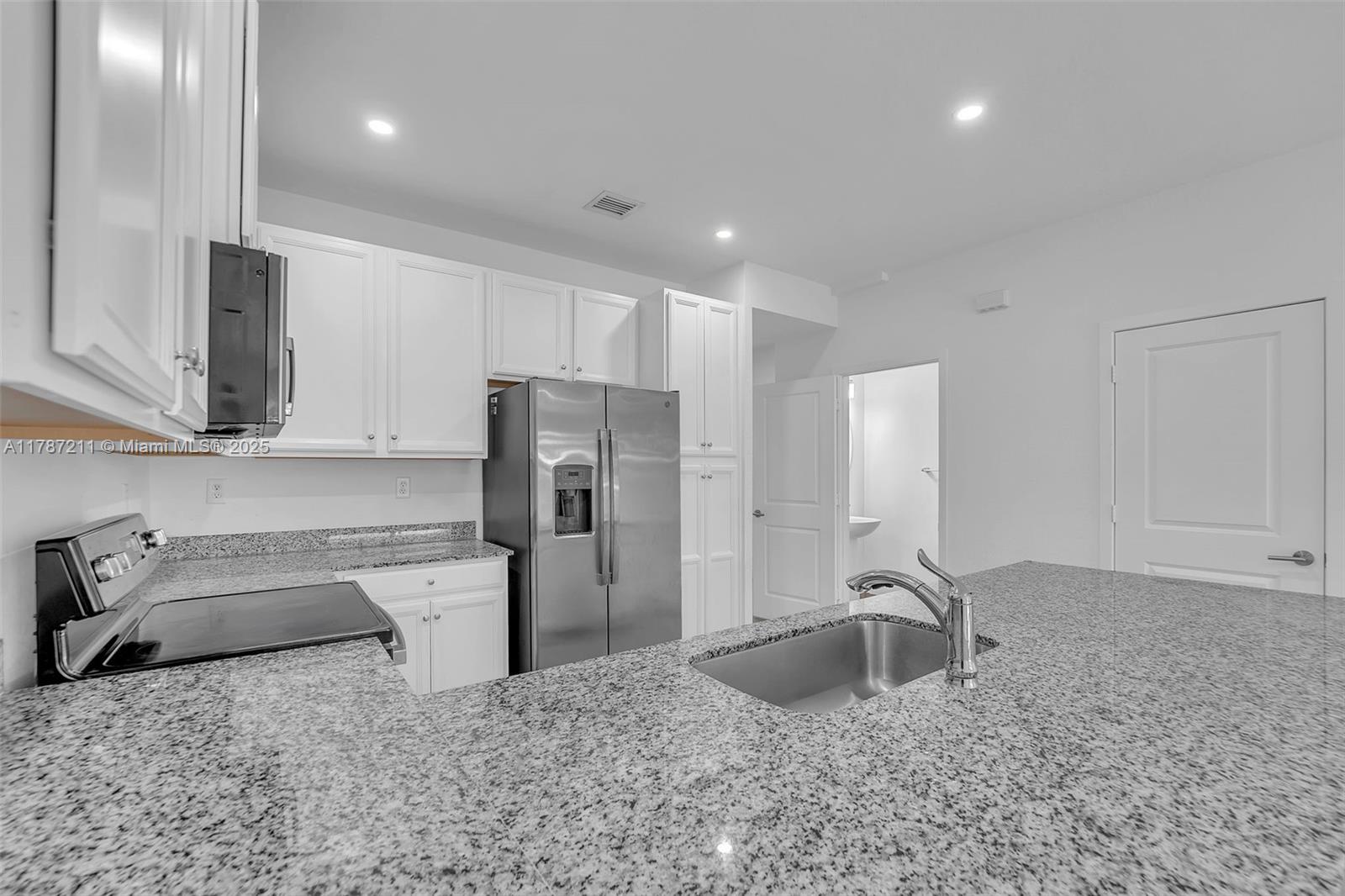23310 Sw 110th Ave Property Photo 8