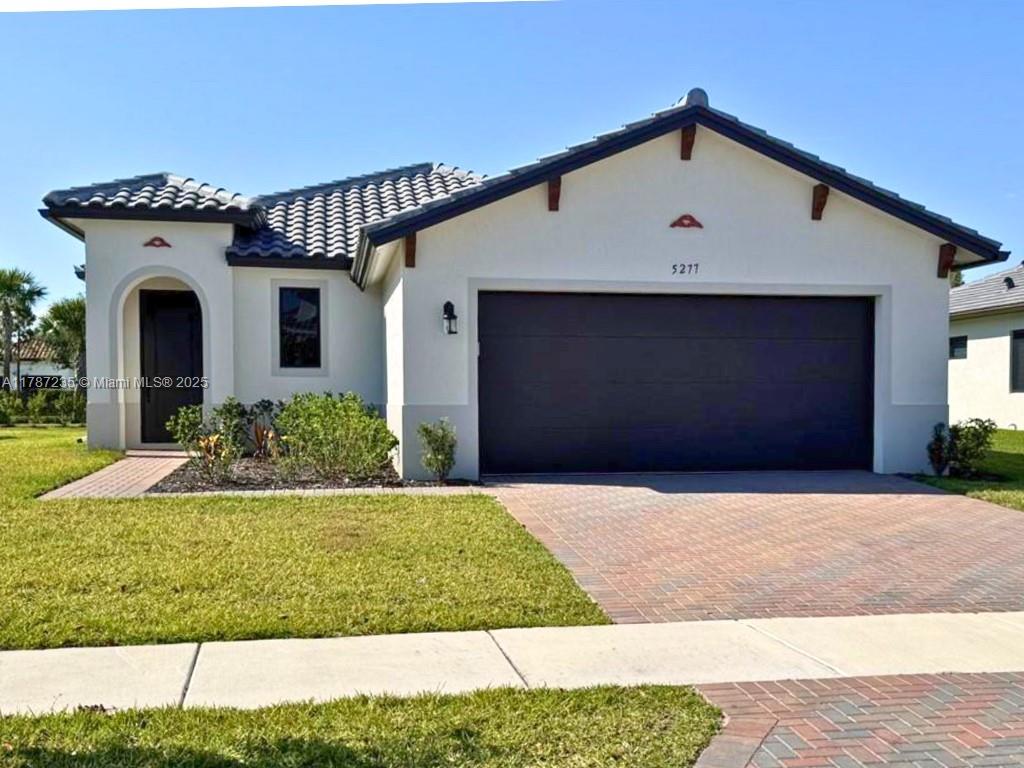 5277 Marano Property Photo
