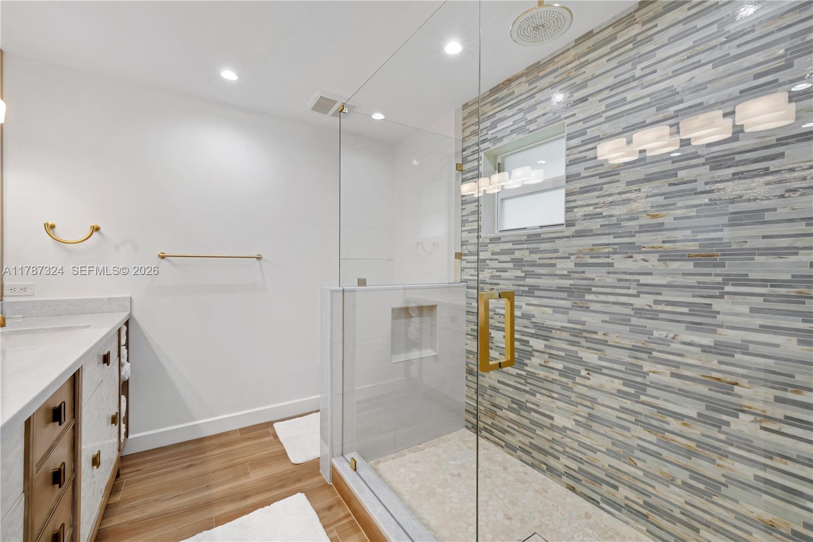 64 Tarpoon Lane Property Photo 12