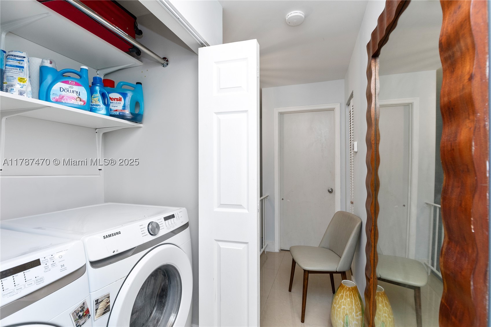 8956 Palm Tree Ln 8956 Property Photo 15