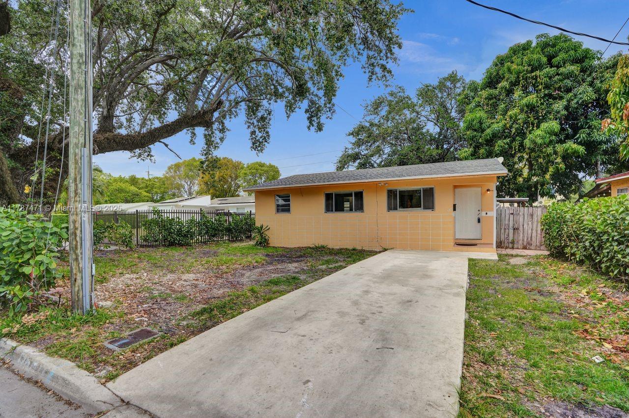 6091 Sw 64th Ter Property Photo