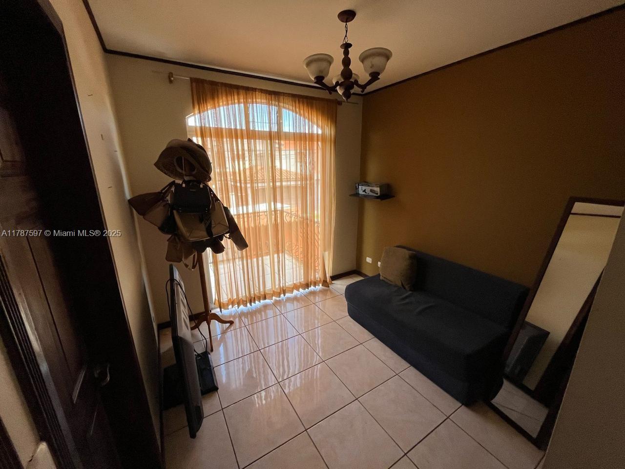 A11787597 Property Photo
