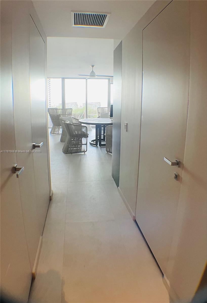 18975 Collins Ave Cabana # 8 Property Photo 10