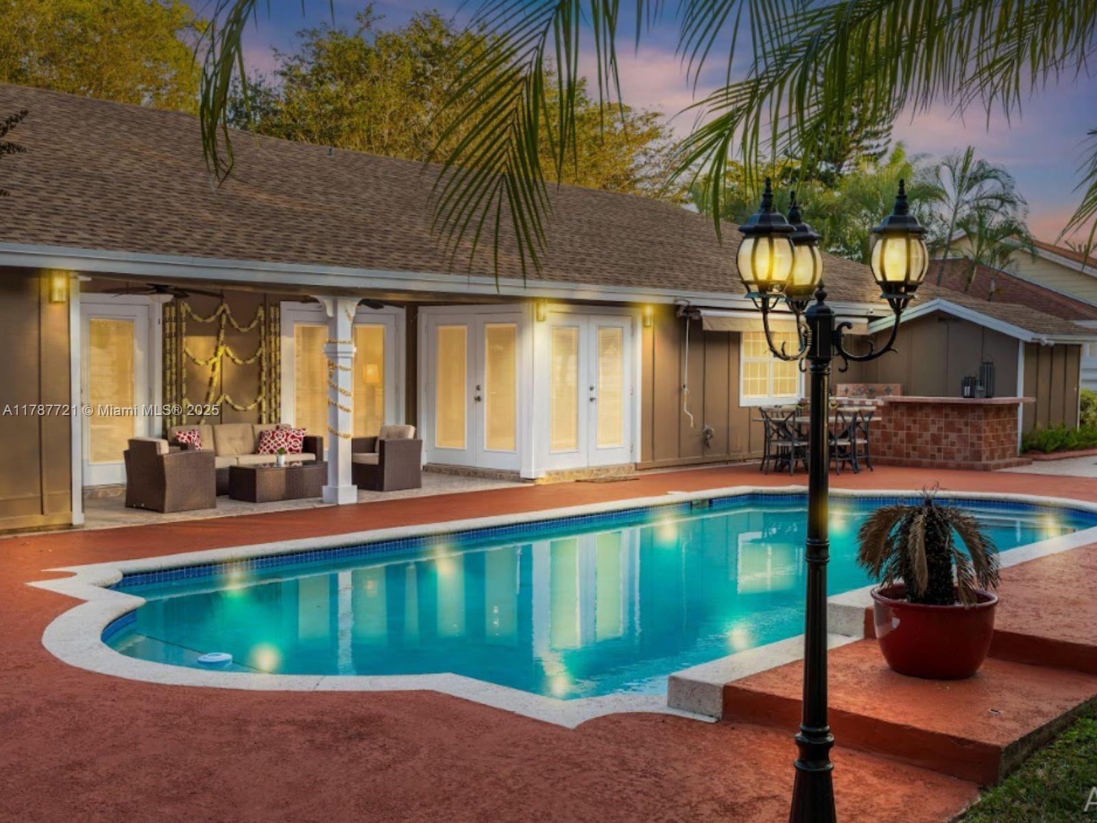 Jorge Mas Canosa Real Estate Listings Main Image